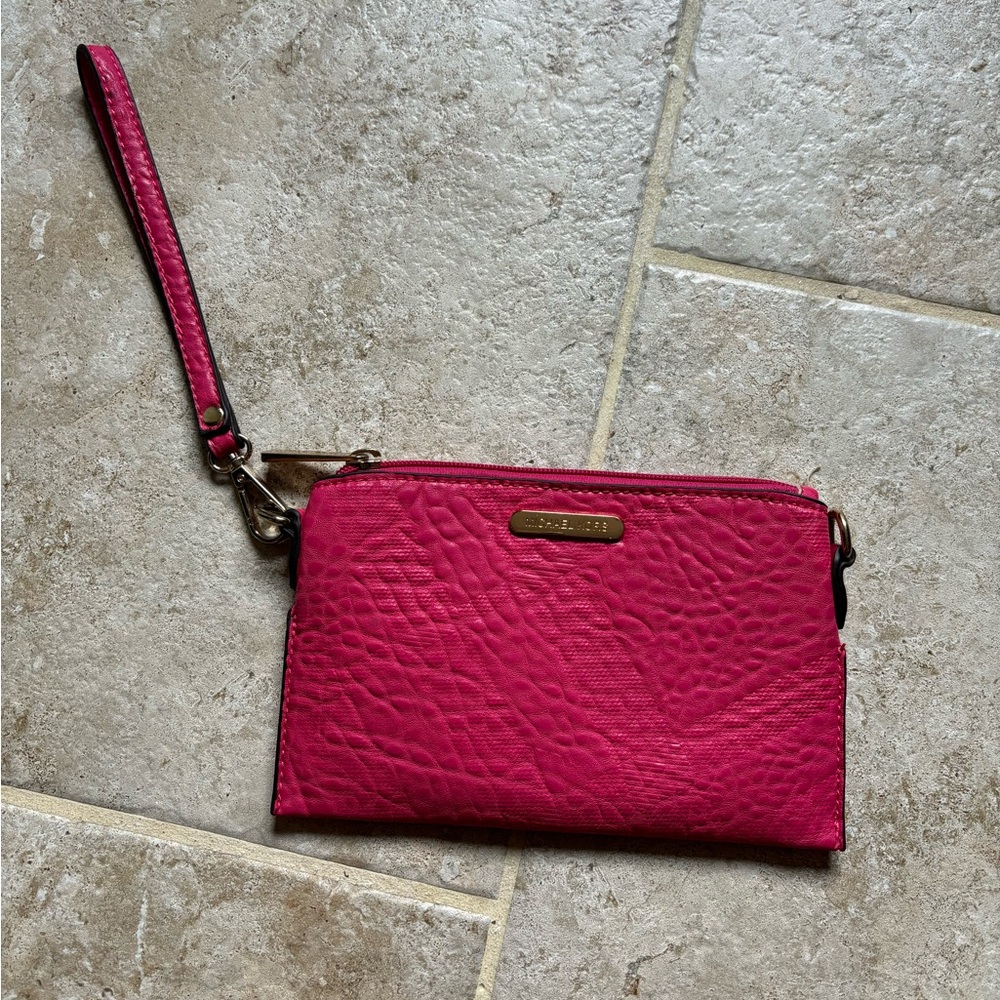 Michael Kors Crossbody/wristlet